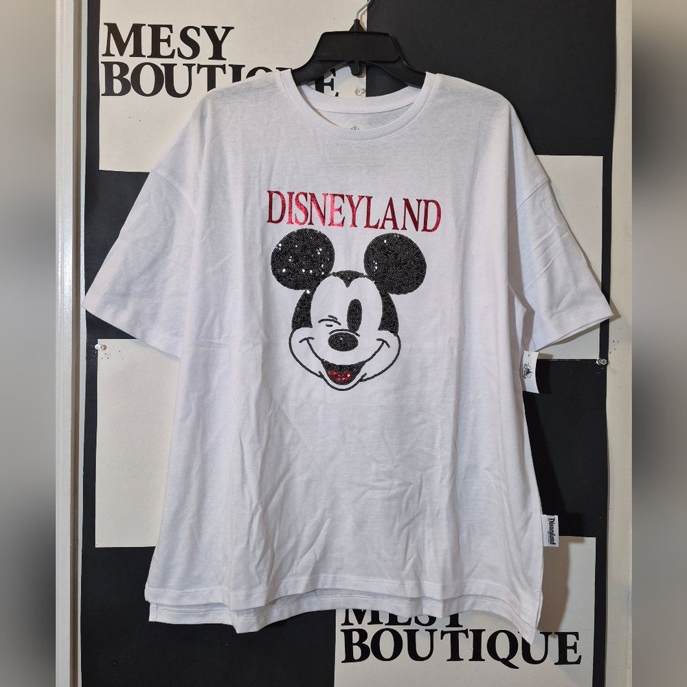 Disney White Tee with Mickey Mouse and Disneyland Text